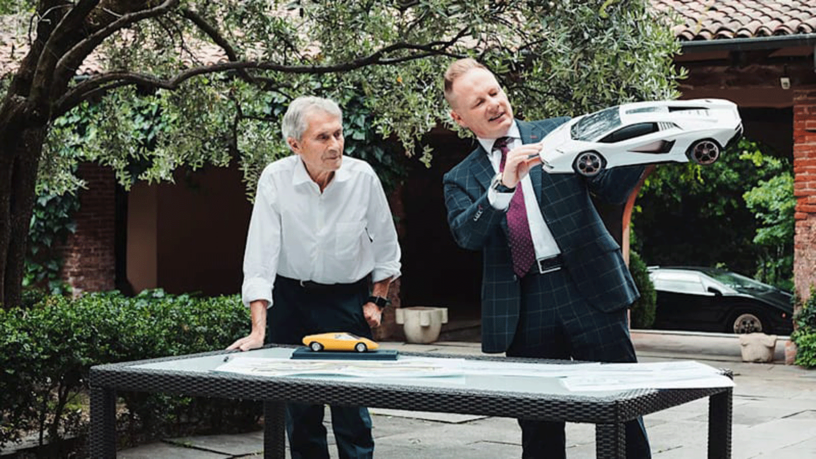 Ο σχεδιαστής της αυθεντικής Lamborghini Countach δεν εγκρίνει τη νέα 