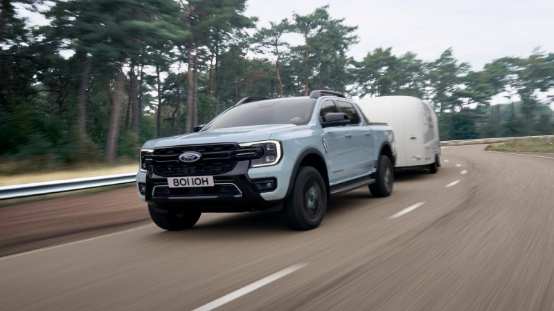 Η Ford Pro αποκαλύπτει το νέο Ranger PHEV