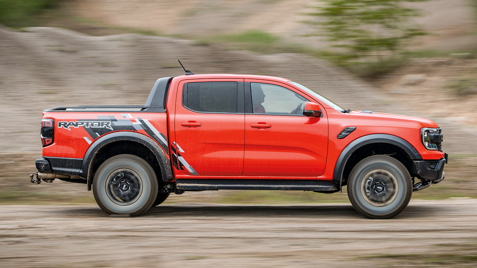 Ford Ranger Raptor: Ένα πολιτισμένο οff-road θηρίο 