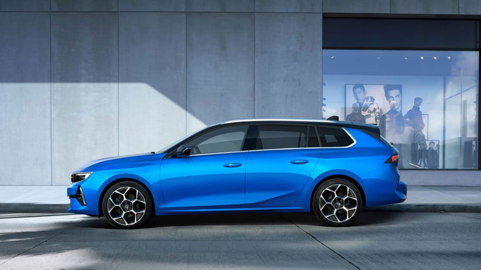 Opel Αstra Sports Tourer: το πρώτο ηλεκτρικό wagon της εταιρίας