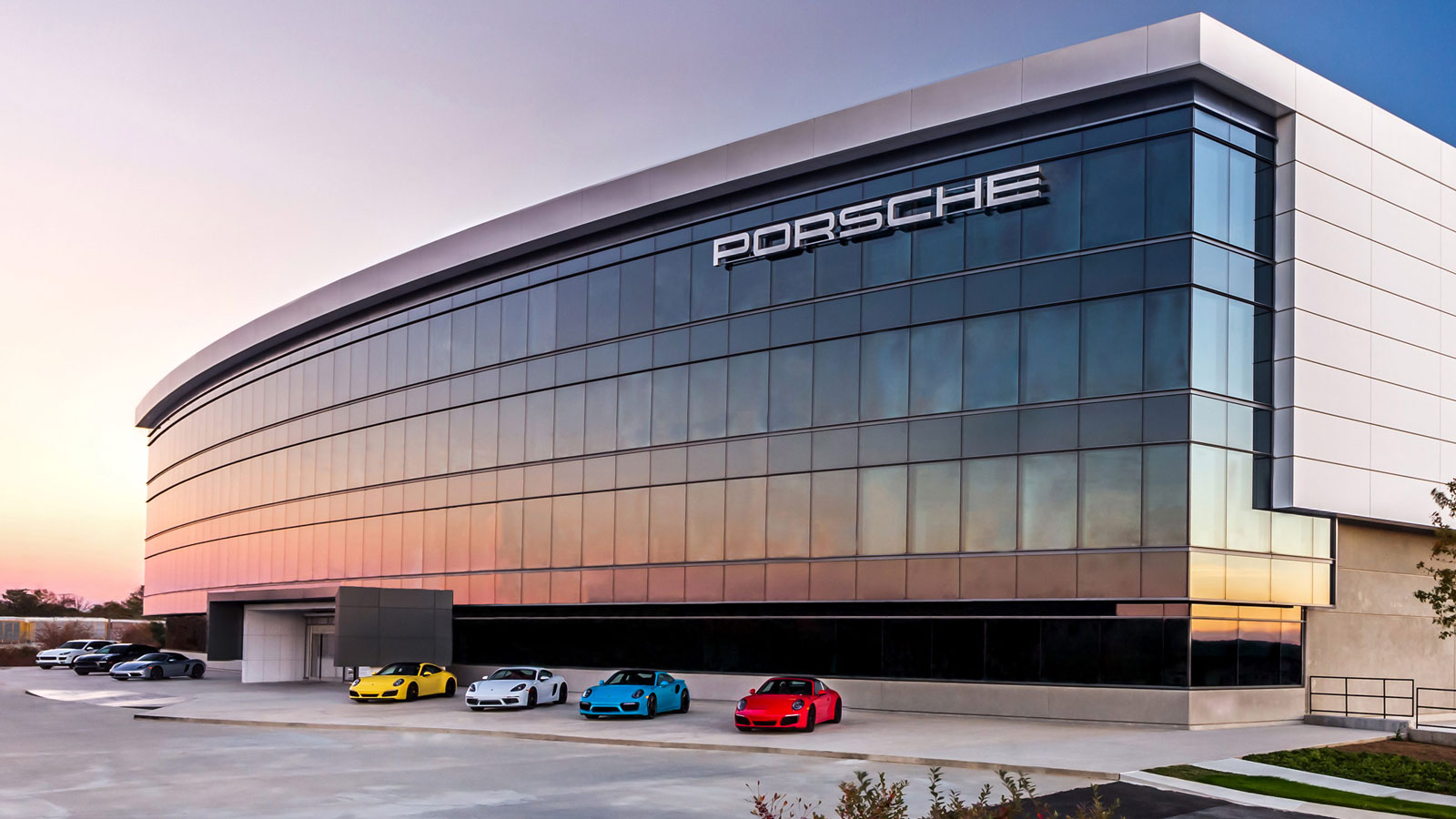 Ουκρανία: Δωρεά 1 εκατ. ευρώ και από την Porsche 