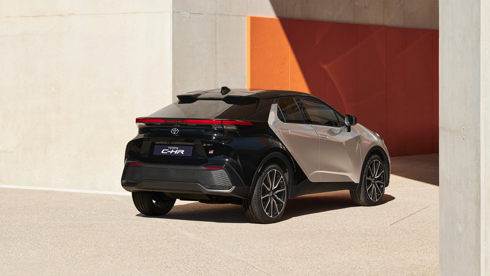 Παγκόσμια πρεμιέρα για το νέο Toyota C-HR