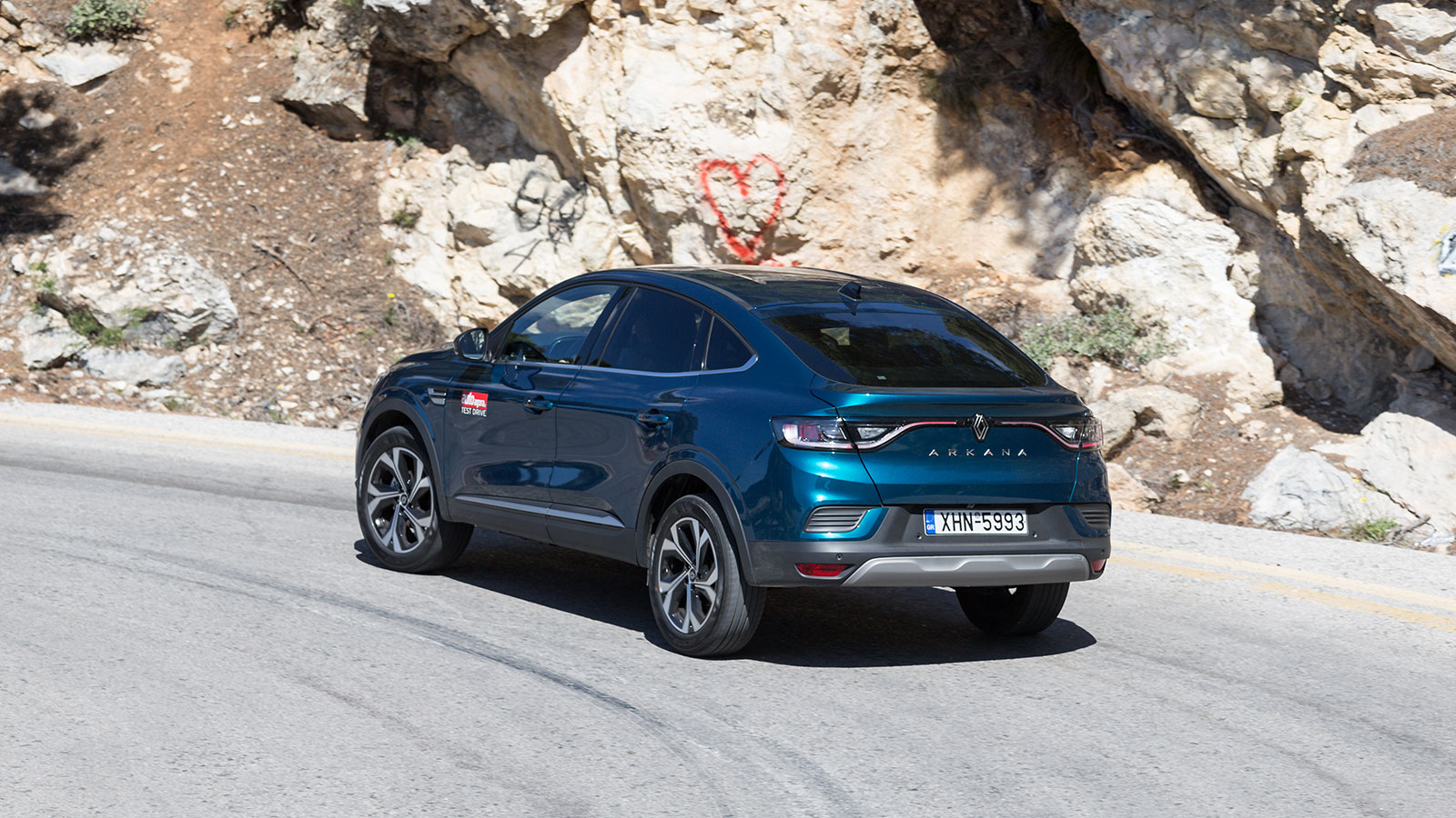 Renault Arkana Automatic 140ps VS Toyota C-hr Συγκριτικό