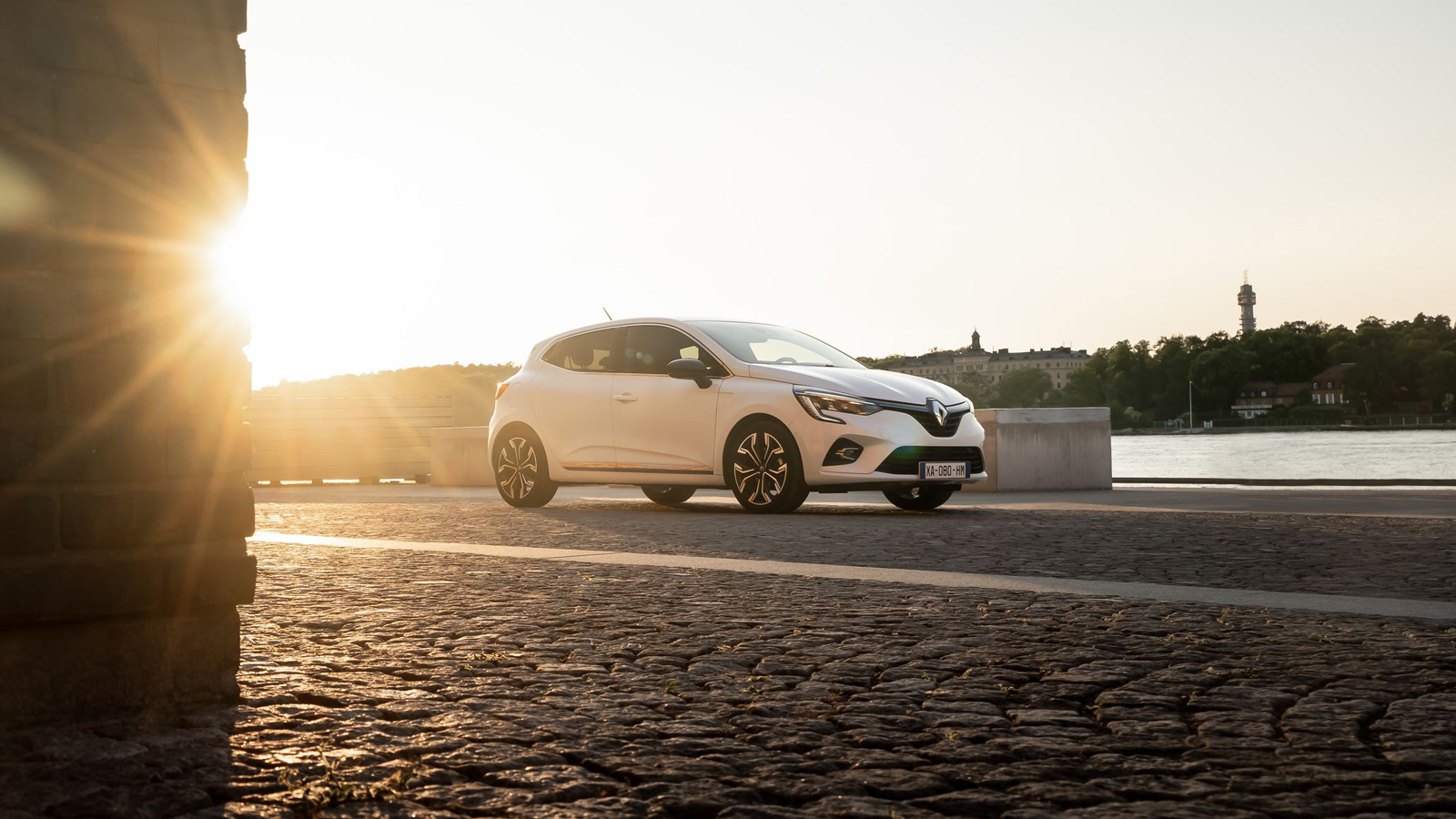 Σε τιμή «έκπληξη» το νέο Renault Clio