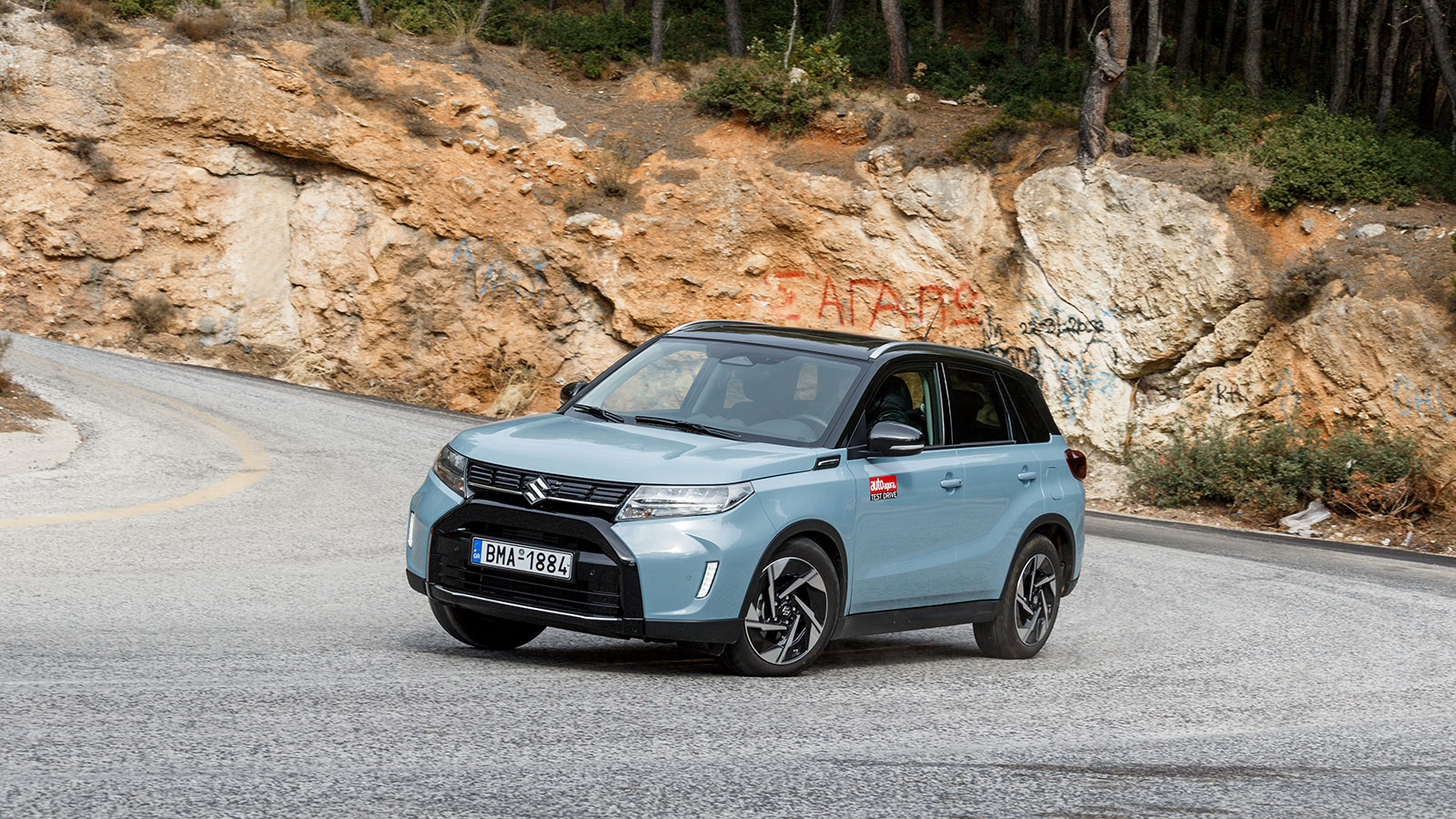 Suzuki Vitara HEV 116 PS 4WD: Με βασικό όπλο την τιμή του