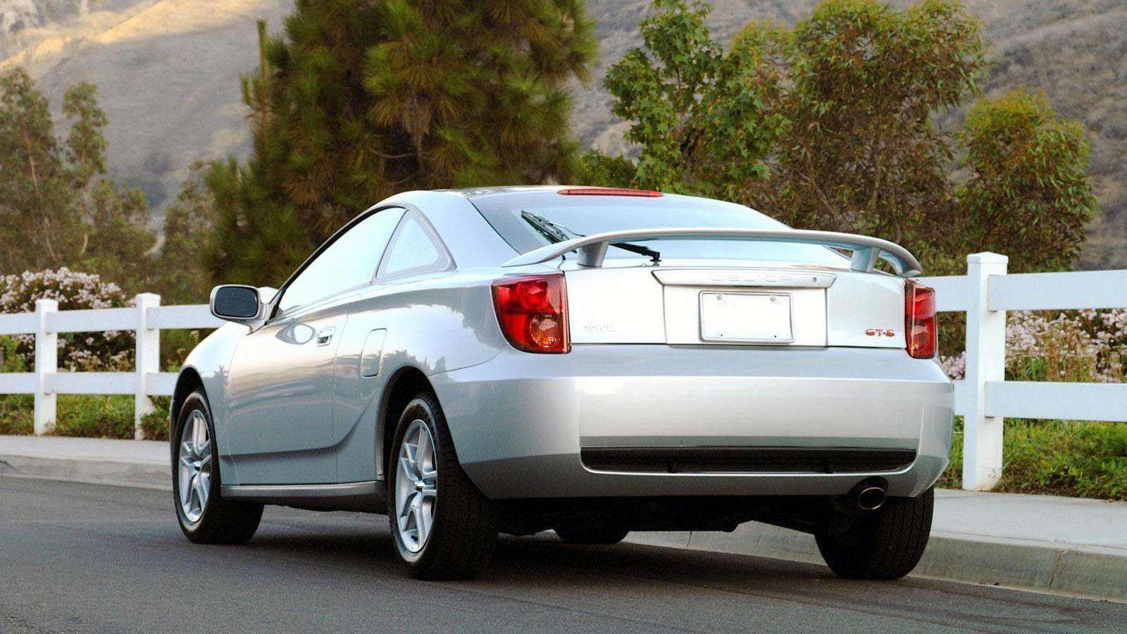 Η Toyota Celica φημολογείται ότι θα επιστρέψει με 400 άλογα