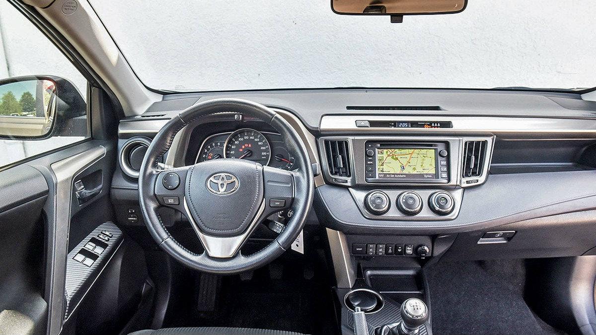 Test μεταχειρισμένου: Toyota RAV4 2016