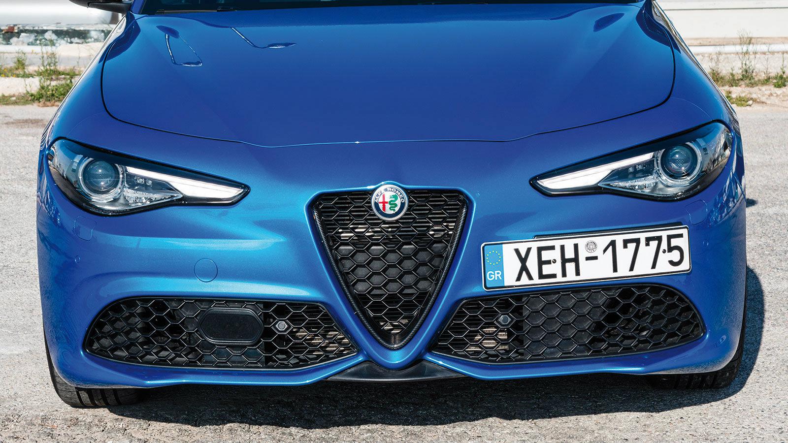 Alfa Romeo Giulia: Σκληροπυρηνική, τετρακίνητη με 280 ίππους