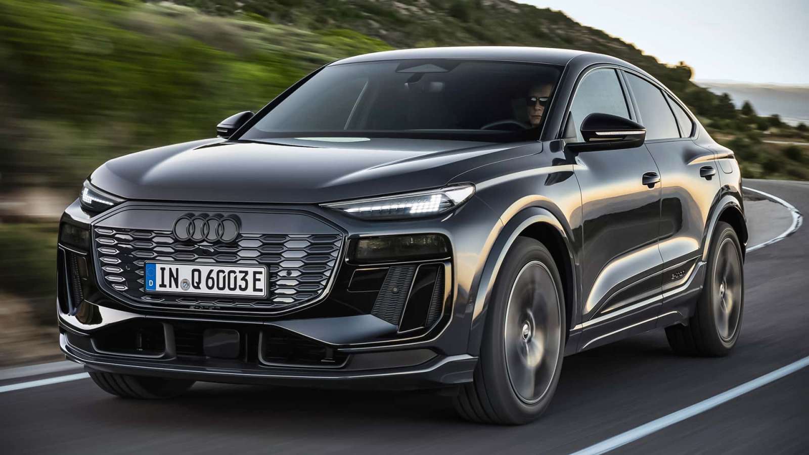 Ντεμπούτο για τα νέα Audi Q6 e-tron και SQ6 Sportback