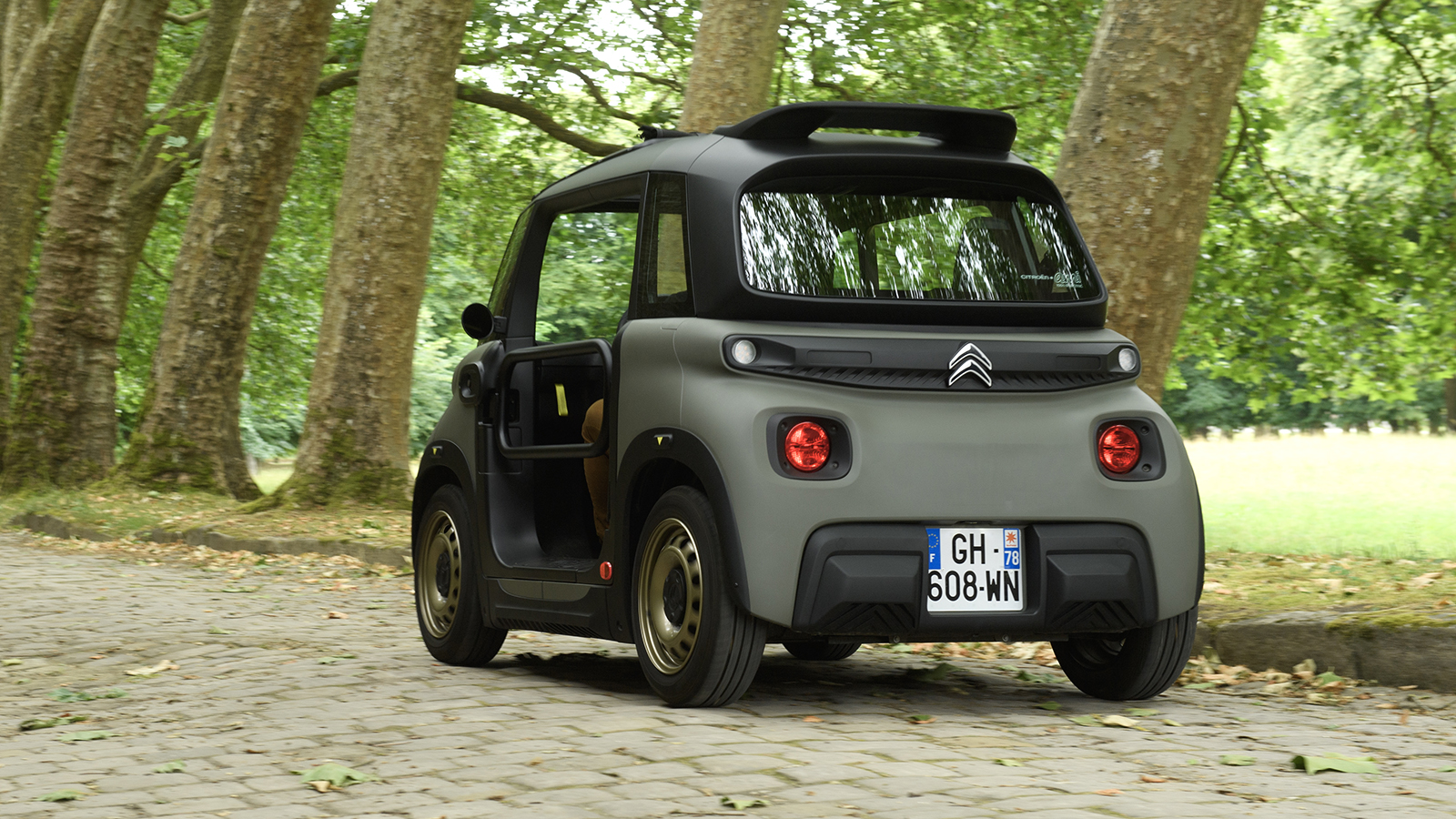 «Ξεπούλησε» το Citroen My Ami Buggy