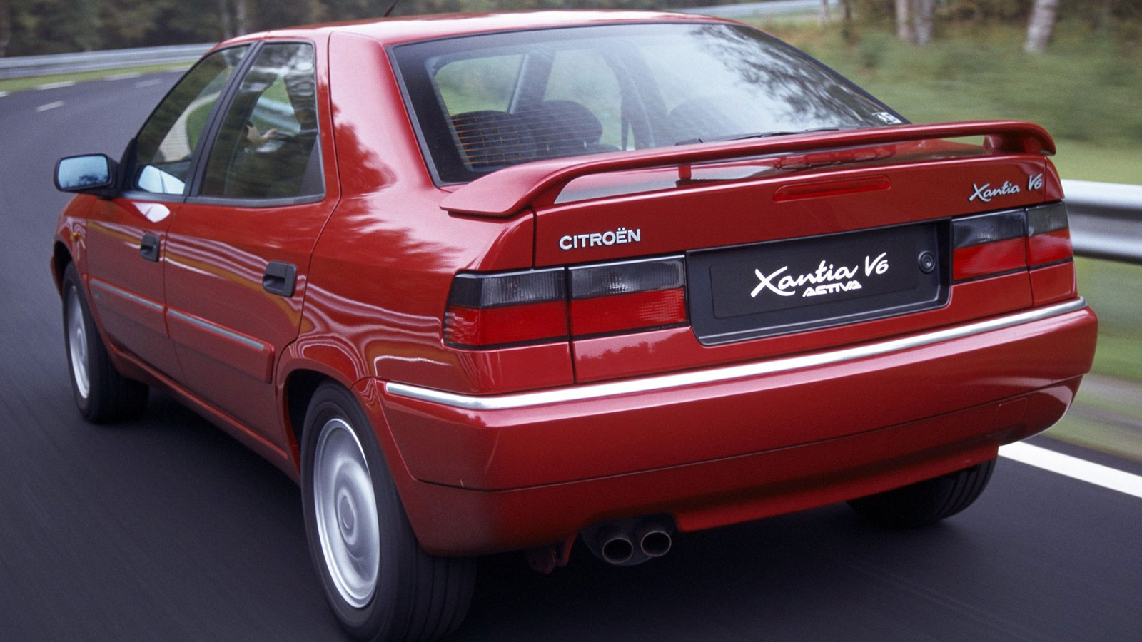Citroen Xantia: Το αυτοκίνητο που έστριβε όπως κανένα άλλο