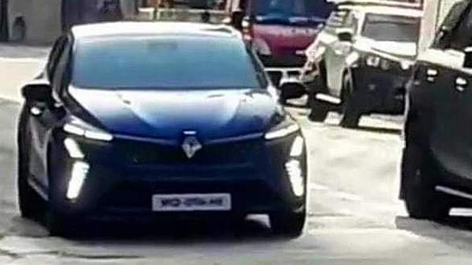 Πρώτες εικόνες του ανανεωμένου Renault Clio