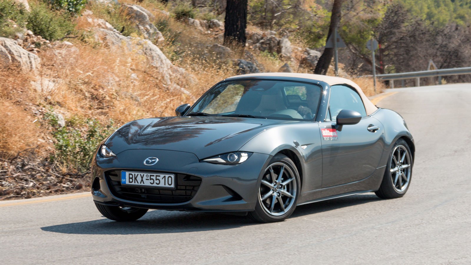 Mazda MX-5: Οι τεχνολογίες του best-seller σε πωλήσεις cabrio