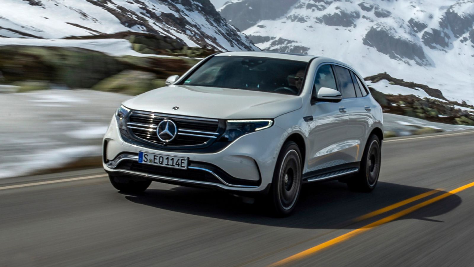 Η Mercedes-Benz EQC γίνεται σκληροπυρηνική