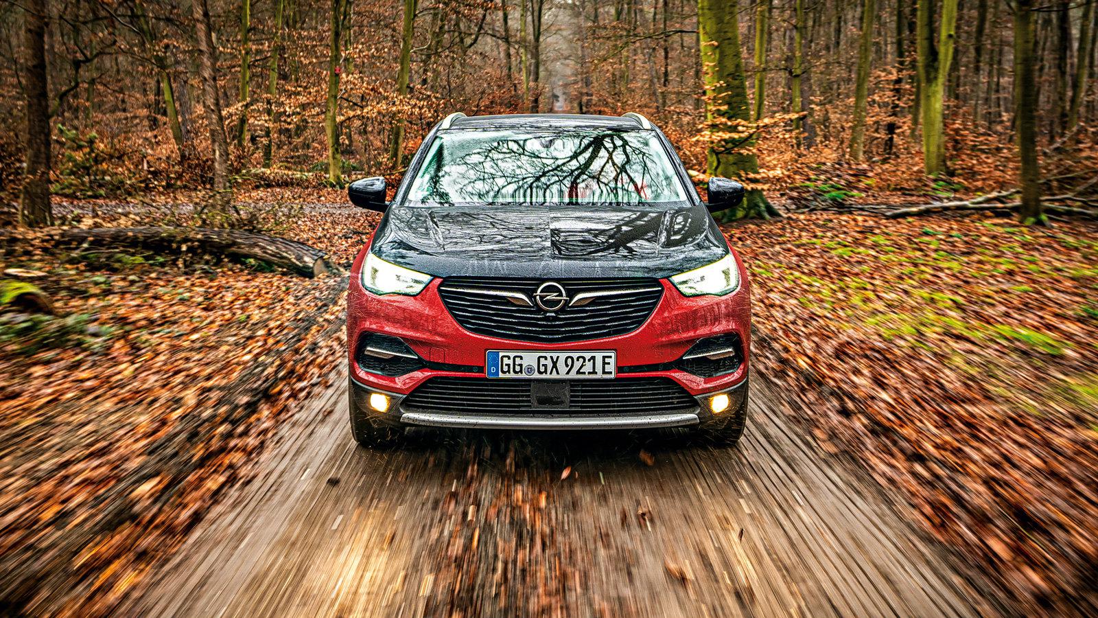 Οδηγούμε το νέο Opel Grandland X Hybrid4 των 300 ίππων