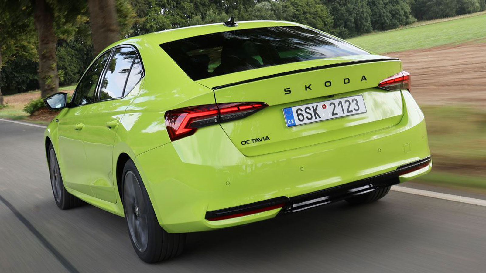 Οδηγούμε το ανανεωμένο Skoda Octavia 1,5 TSI mHEV Sportline