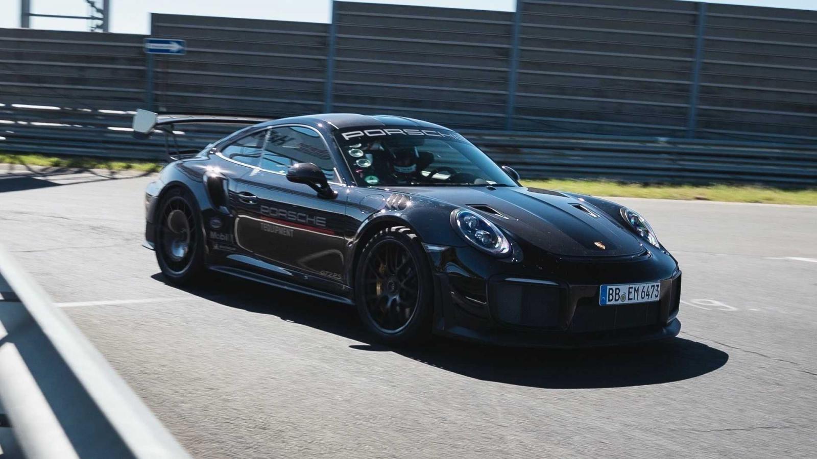 Porsche: Νέο ρεκόρ στο Nurburgring, «καρφιά» από την AMG