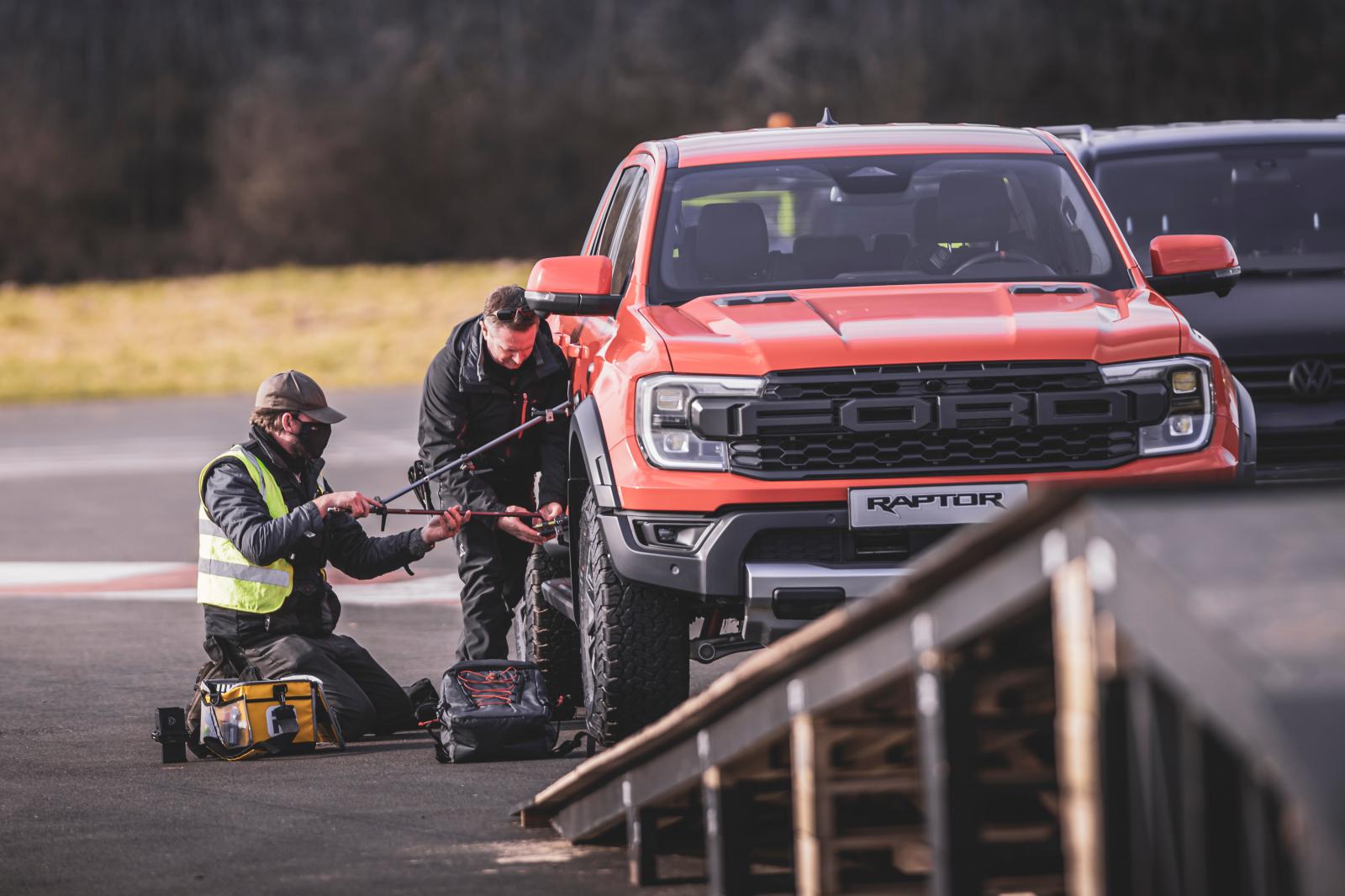 Στα παρασκήνια με το νέο Ford Ranger Raptor