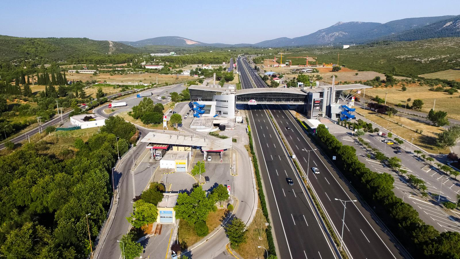 24ωρη, δωρεάν φόρτιση και με 120 kW στον Σείριο