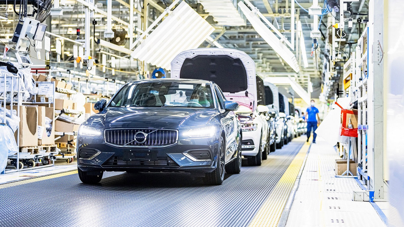 Volvo: Στροφή στις ανανεώσιμες πηγές ενέργειας