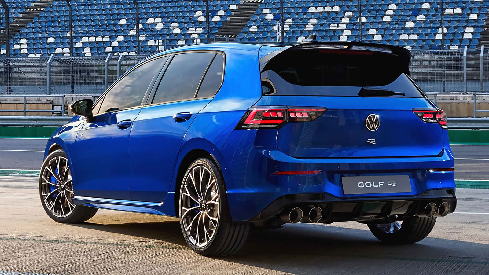 Ελλάδα: Αυτές είναι οι τιμές των VW Golf R και Golf R Black Edition 