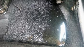 Οι λόγοι που μπορεί να μπάζει το αυτοκίνητο νερά Οι λόγοι που μπορεί να μπάζει το αυτοκίνητο νερά