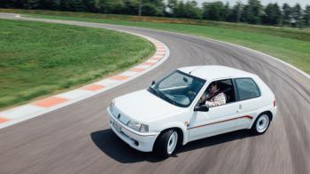 Peugeot 106 Rallye: Το «καρτάκι» των πόλεων Peugeot 106 Rallye: Το «καρτάκι» των πόλεων
