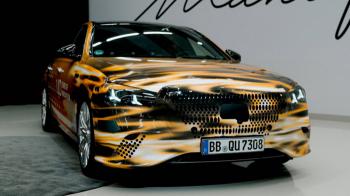 Η Mercedes αποκαλεί την ανανεωμένη S-Class «καινούργια κατά 50%» Η Mercedes αποκαλεί την ανανεωμένη S-Class «καινούργια κατά 50%»