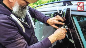 Έτσι θα βάλεις μόνος σου φιμέ μεμβράνες Έτσι θα βάλεις μόνος σου φιμέ μεμβράνες