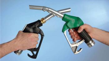 Diesel ή βενζίνη; Συμφέρει ακόμα το πετρέλαιο;