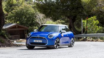 MINI Cooper SE: Το «καρτ» μπήκε στην πρίζα MINI Cooper SE: Το «καρτ» μπήκε στην πρίζα