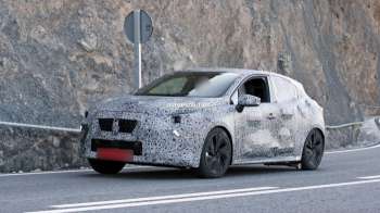 Σε δοκιμές το νέο Renault Clio  Σε δοκιμές το νέο Renault Clio