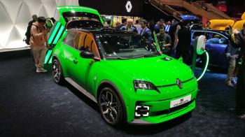 Στην αναμονή 50.000 ενδιαφερόμενοι για το Renault 5! Στην αναμονή 50.000 ενδιαφερόμενοι για το Renault 5!