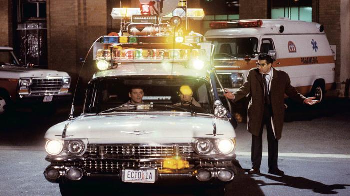 Τα 20 πιο εμβληματικά αυτοκίνητα που γνωρίσαμε σε ταινίες Τα 20 πιο εμβληματικά αυτοκίνητα που γνωρίσαμε σε ταινίες