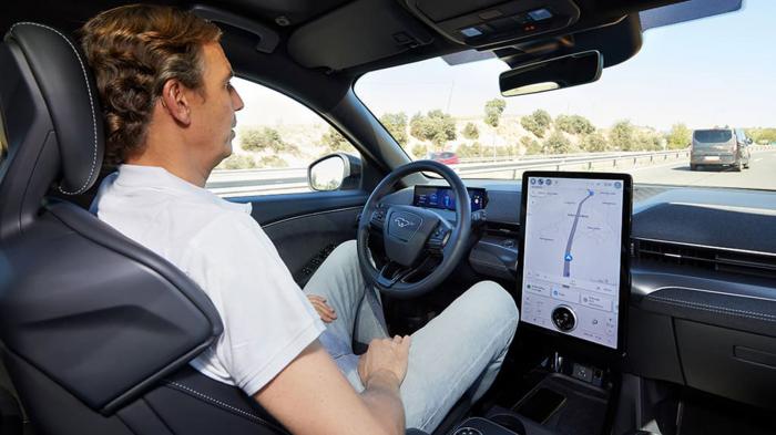 Ford: Το 2028 φέρνει την αυτόνομη οδήγηση επιπέδου 3 στο ευρύ κοινό Ford: Το 2028 φέρνει την αυτόνομη οδήγηση επιπέδου 3 στο ευρύ κοινό