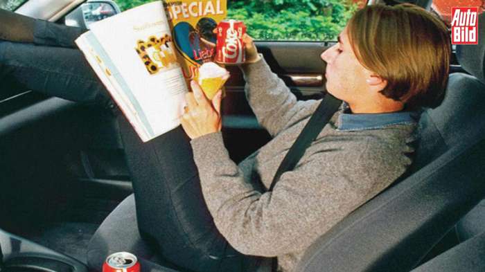 Ποια είναι τα 10 συνηθισμένα λάθη των οδηγών; Ποια είναι τα 10 συνηθισμένα λάθη των οδηγών;