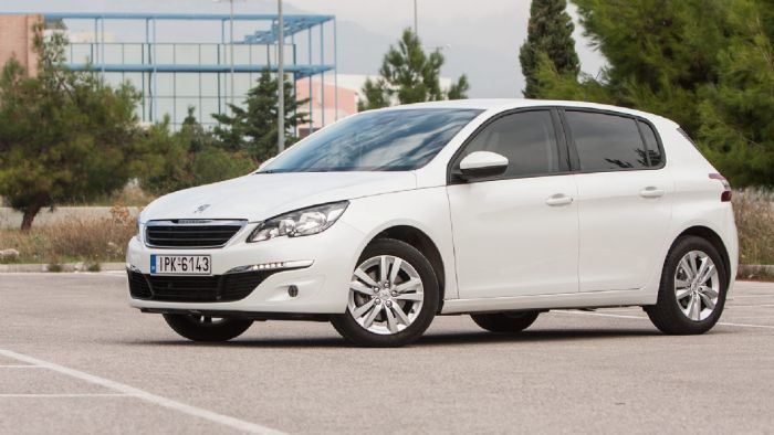 Δοκιμάζουμε το πετρελαιοκίνητο Peugeot 308 με τον κινητήρα 1.6 BlueHDi των 120 ίππων.	