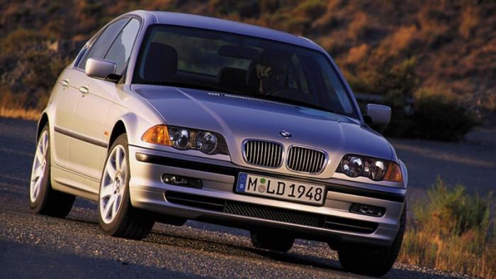 Το εξωτερικό της BMW E46 ήταν φυσική εξέλιξη της E36