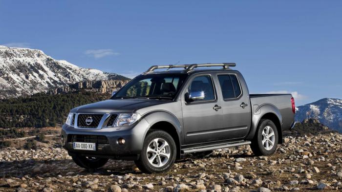 Το θρυλικό Nissan Navara πέτυχε «στροφή» των pickup, από επαγγελματικών εργαλείων σε τετράθυρα οχήματα.