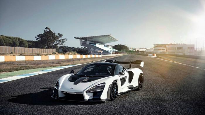 Μια McLaren Senna βρίσκεται προς πώληση αν και το μοντέλο ακόμα δεν έχει βγει από τη γραμμή παραγωγής!!!