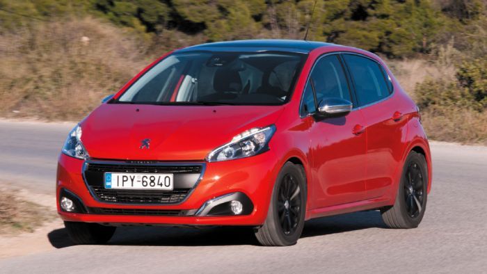 Δοκιμάζουμε το αυτόματο Peugeot 208 1,2 PureΤech 110 EAT6 στην ισχυρή turbo έκδοση βενζίνης των 110 ίππων.