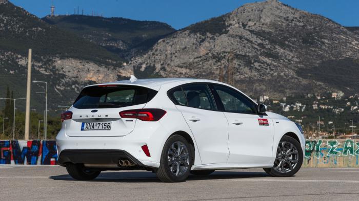 Ford Focus 125 PS VS Volkswagen Golf 130 PS Βαθμολογίες. Ποιο είναι καλύτερο σε κατανάλωση, χώρους, επιδόσεις, εγγυήσεις;