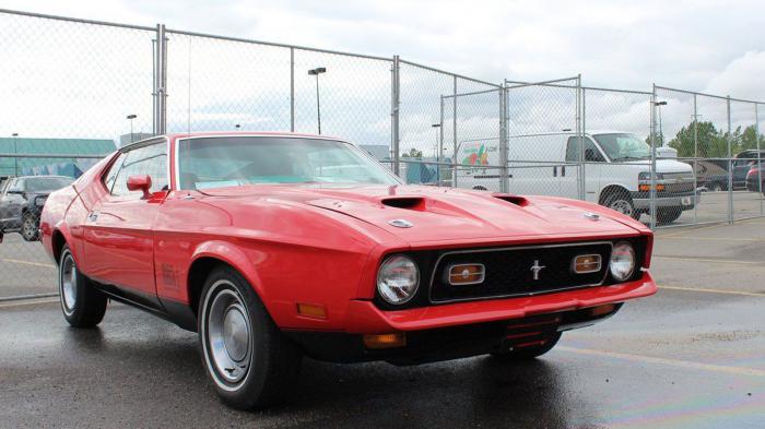 1971: Diamonds Are Forever (Ford Mustang Mach 1 1971)