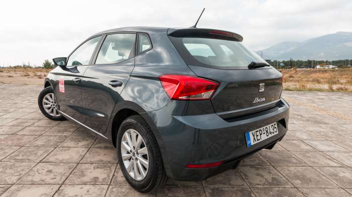 Seat Ibiza VS Volkswagen Polo Βαθμολογίες. Ποιο είναι καλύτερο σε κατανάλωση, χώρους, επιδόσεις, εγγυήσεις;