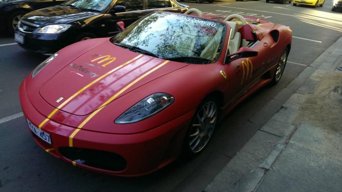 Θες πρωτότυπο «marketing»? Πάρε μια Ferrari F430 Spider.. (+video)