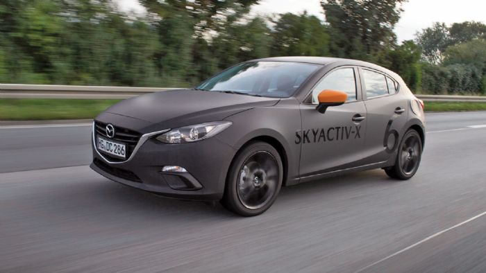 30% πιο αποδοτικός είναι o SkyActiv-X από τον SkyActiv-G.