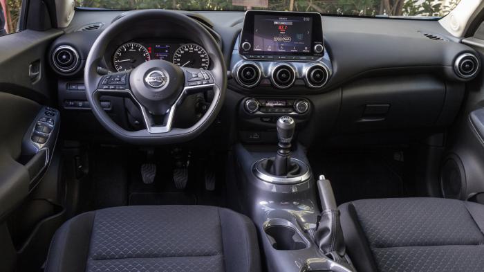 Nissan Juke 114 PS VS Seat Arona 110 PS. Ποιο ξεχωρίζει σε εξοπλισμό ασφαλείας και άνεσης;