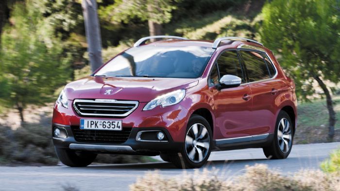 Δοκιμάζουμε το πετρελαιοκίνητο Peugeot 2008 1.6 BlueHDI των 120 ίππων και των 300 Nm ροπής.