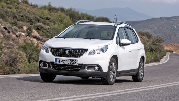 Δοκιμάζουμε το Peugeot 2008 στην έκδοση με τον βραβευμένο 1.2 PureTech κινητήρα των 110 ίππων, που συνδυάζεται με το αυτόματο κιβώτιο ΕΑΤ6.