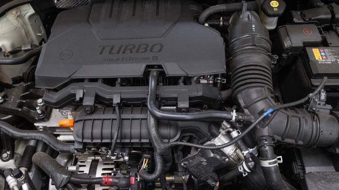 Ο ήπια υβριδικός κινητήρας 1000 κυβικών του Kia Rio αποδίδει 120 ίππους